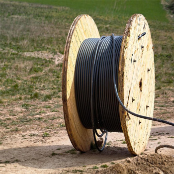 濮阳低压电缆回收铝线回收专注回收工作