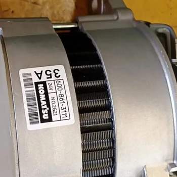 小松原裝PC300-7挖掘機發(fā)電機600-861-3111