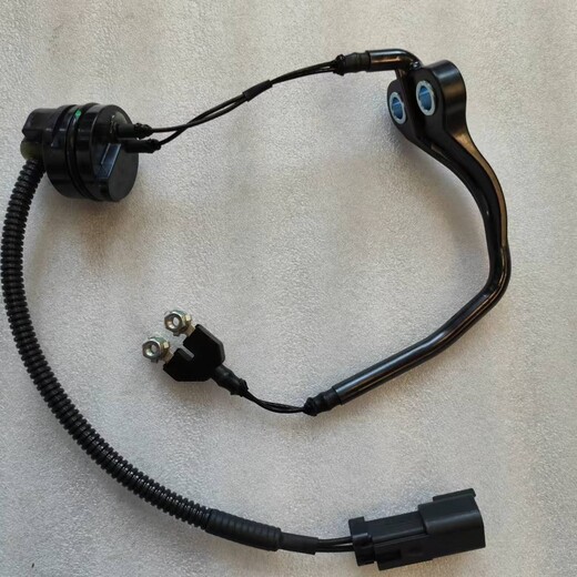 PC1250挖掘機(jī)6245-81-9110噴油器線束6D170-5E