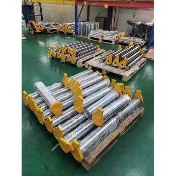 供應(yīng)廣西小松200挖掘機(jī)動(dòng)動(dòng)臂底銷206-70-55160