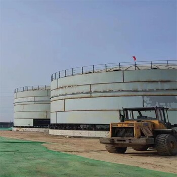 大型立式30立方不銹鋼儲存罐、化工鹽酸貯罐、臥式大型消防儲水罐