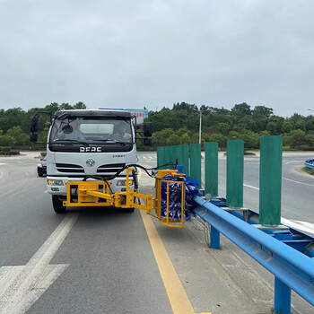 城市隔離護欄清洗車(chē)護欄智能清洗機現貨出售