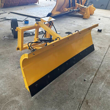 費(fèi)縣多功能清雪車哈爾濱清雪機(jī)械設(shè)備廠