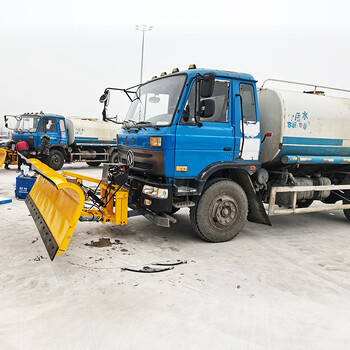 平江新型除雪机小型手推扫雪车