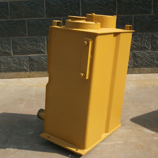 廣州工程機(jī)械配件液壓油箱42N-60-11510挖掘機(jī)零部件