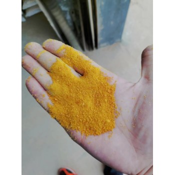 淡黄色聚合氯化铝一吨也是出厂价