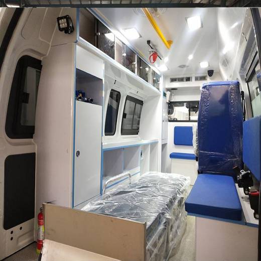 南阳救护车来一次多少钱-长途转运病人救护车-全国救护团队