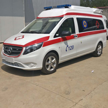 新疆五家渠出院转院接送车-长途救护车出租转运-全国救护团队