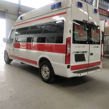上海宝山市救护车转运服务公司-非急救救护转运车-随车医护人员
