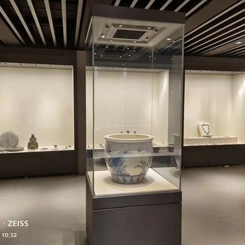隆城博具立的制作博物館展柜工廠