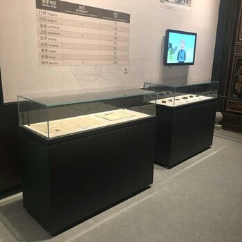 品牌廠家大量定制博物館紀念館展柜-美術館展柜-隆城博具