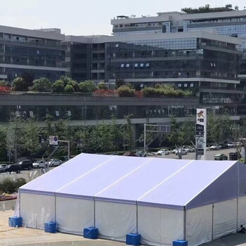 冰雪節(jié)篷房雪地蓬房保溫棚房搭建安全抗風環(huán)保