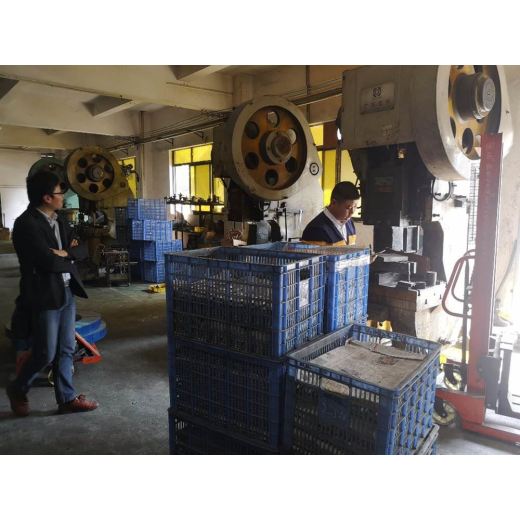 电镀机械设备回收-广东清远市冷冻厂设备回收中心