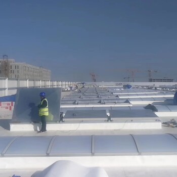 重慶萬州圓拱型排煙天窗三角型電動(dòng)采光排煙天