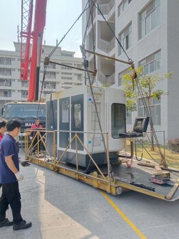 東莞寮步吊車吊裝叉車搬運(yùn)機(jī)械安裝