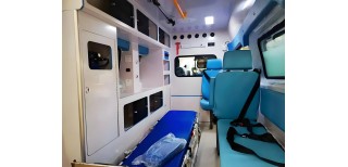 玉林私人救护车出租--长途患者转院回家--随车医护图片5