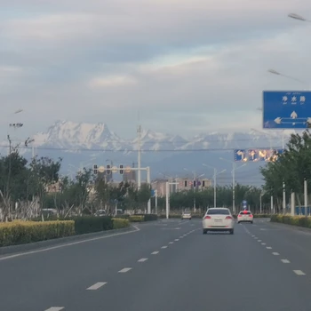 石河子到攀枝花面包車托運需要多少錢-市區(qū)內免費上門提車