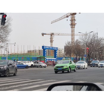 阿克蘇商品車托運去瀘州需要多少錢-市區內免費上門提車