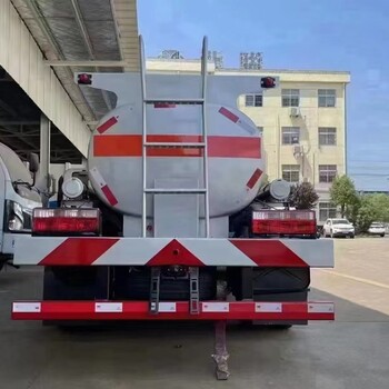 東風(fēng)多利卡D5藍(lán)牌油罐車，藍(lán)牌油罐車廠家，可分期，包上戶