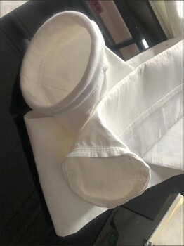 常溫滌綸針刺氈：133*2000