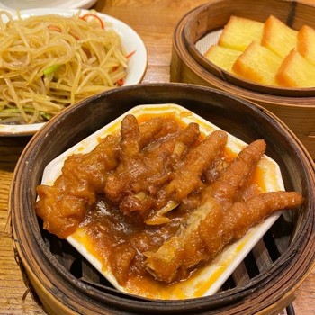 如軒海鮮砂鍋粥好食材加上當日現點現做，打造性價比