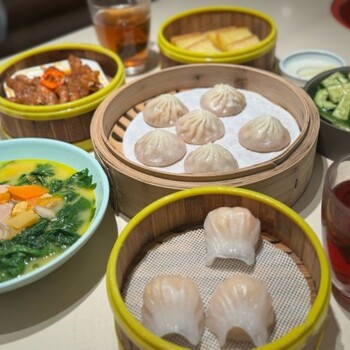 如軒海鮮砂鍋粥口味共同不管食客喜愛哪種口味，都能得到充沛滿意