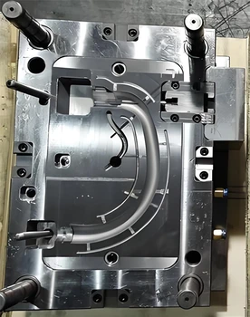 茂名注塑模具、壓鑄模具，精密模具魔法工廠，茂名模具廠家