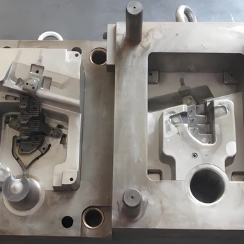 茂名注塑模具、壓鑄模具，精密模具魔法工廠，茂名模具廠家