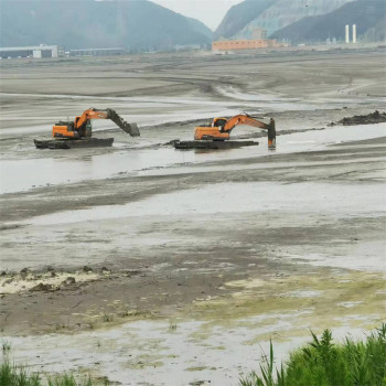 海東水挖打樁機(jī)租賃浮筒