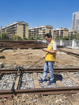 鐵路測量尺便攜式推行軌距尺0級數(shù)顯軌距尺