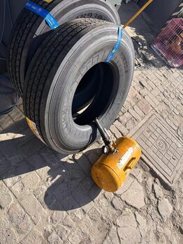 合肥24小時(shí)道路救援流動(dòng)補(bǔ)胎電瓶