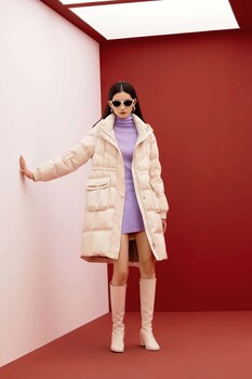 武漢盛依女裝哥芙妮羽絨服尾貨批發(fā)