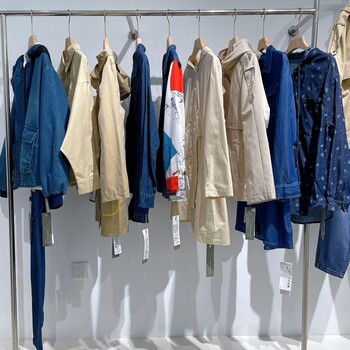武漢盛依服飾秋季女裝品牌雪丹枝系列貨上新