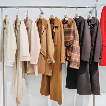 盛依服飾林芮格24年冬季雙面呢品牌女裝折扣品牌女裝批發(fā)
