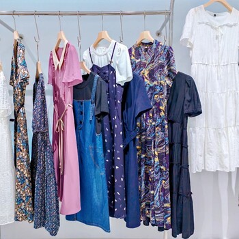 武漢盛依服飾出品媛菲雅漢派大碼品牌女裝專柜尾貨折扣批發