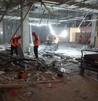 東莞塘廈鎮(zhèn)商場拆除回收酒店裝修拆除回收長期大量收