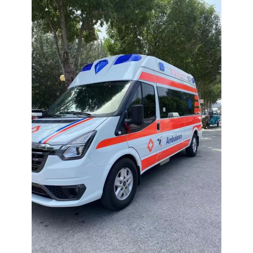 长沙救护车跨省转院跨省护送病人,司机经验足