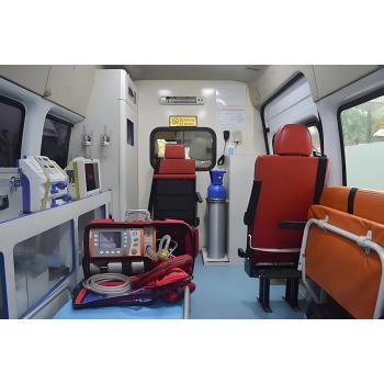 郑州救护车长途转运-120救护车预约-五洲救护服务中心