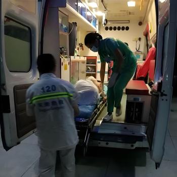 银川救护车长途转运-病人护送-五洲救护车出租公司