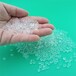 青島硅膠干燥劑細(xì)孔硅膠2-4mm防潮劑透明球形顆粒