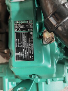 現(xiàn)貨供應(yīng)久保田發(fā)動機(jī)總成D2.6D