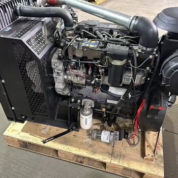 帕金斯1104C-44TA發(fā)動機總成103KW1500RPM卡特C4.4