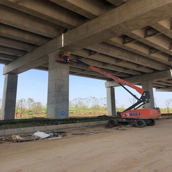 武漢24米自行式高空作業(yè)平臺(tái)出租鼎力24S升降車(chē)出租