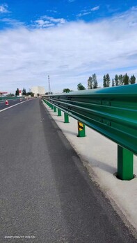 公路波形護欄法蘭立柱