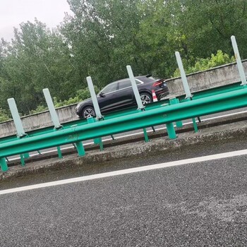 公路波形護欄法蘭立柱