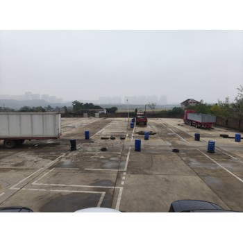 城口半掛車培訓,半掛車倒車培訓學校,教半掛車倒車