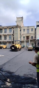 武漢瀝青路面施工時應(yīng)注意的質(zhì)量問題