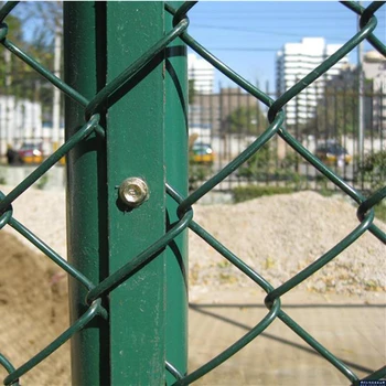 操場(chǎng)圍墻護(hù)欄哈爾濱籃球場(chǎng)圍網(wǎng)廠家直發(fā)