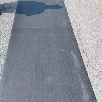 廬陽公路龜裂貼特點