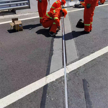 黑龙江大庆机场地坪聚氨酯灌封胶销售厂家自流平品牌：恒通